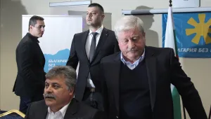 Трима от БАСТА и бивш депутат от ГЕРБ минават към Бареков