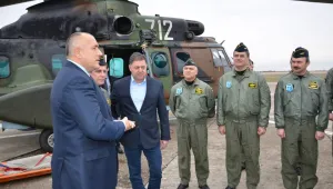 Пилотите от Авиобаза Крумово, участвали в спасителни акции, ще получат парични награди