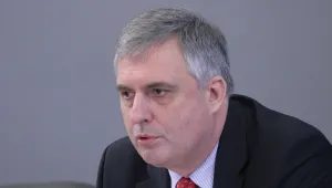 43 нарушения при срутването на хотел 