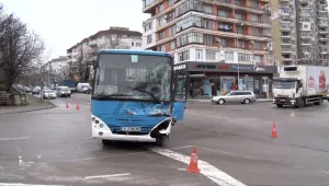 Камион удари автобус в Шумен