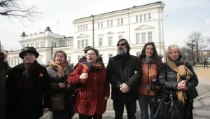Протест и в София след погрома над тютюневия склад