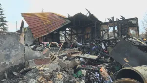 Шестчленно семейство остана без покрив след пожар   