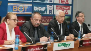 Лекарският съюз вещае хаос в здравеопазването от април