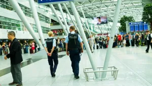 Евакуират 8000 души от Дюселдорф заради стара бомба