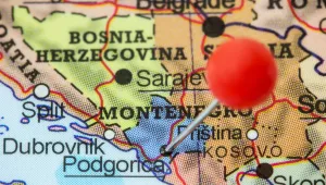 1000 майки обявиха гладна стачка в Черна гора