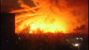 Взрив избухна в най-големия склад за муниции в Източна Украйна