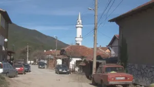 Разследват ходжата в с. Света Петка заради безплатна екскурзия до Одрин