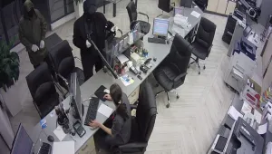 Съдът остави в ареста извършителите на неуспешния обир в Студентски град
