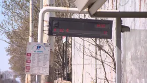 Мъж е с опасност за живота след побой на спирка в София   