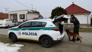 Словашката полиция задържа седем души във връзка с убийството на журналиста Ян Куциак