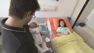 Жена с детска церебрална парализа стана майка на здраво момченце