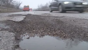 Пролетта наближи и дупките по пътищата цъфнаха