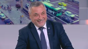 Валери Симеонов: С министър Ангелкова имаме разминавания кое е законно и кое не