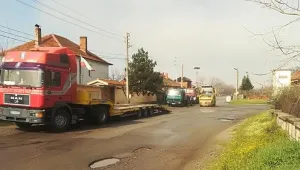 Вече ремонтират пътя, заради който протестираха от с. Обручище