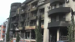 Цял блок изгоря в Сандански
