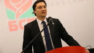 БСП: Цветан Цветанов напуска парламента, за да остане във властта