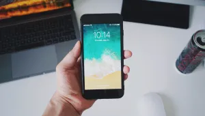 Как да почистим смартфона - съветите на Apple