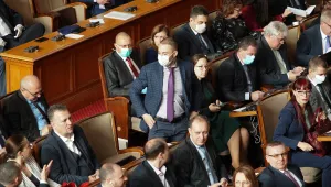 Ожесточени дебати в НС върху Закона за извънредното положение