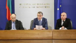 Комплексен документ ще помага на медиците ни в борбата с COVID-19