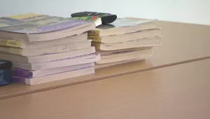Заплатите на учителите: Само за тези, които са имали онлайн обучения поне по 5 часа на ден