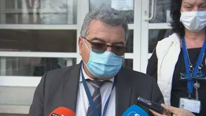 Под 70 джипита са взели COVID ваксини от РЗИ в София днес