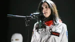 Как Надя от Pussy Riot помогна за събирането на 7 млн. долара в подкрепа на Украйна