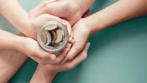 Финансово изражение на помощите и обезщетенията на семействата с деца през 2022 г.