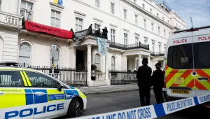 Проукраински активисти превзеха имението на руски олигарх в Лондон