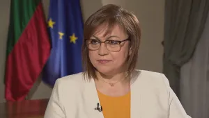 Нинова: Радев да обясни какви договори за оръжия е подписало служебното правителство
