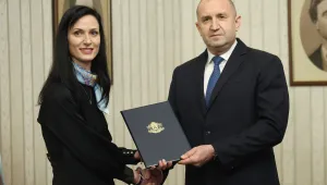 Мария Габриел отива при Румен Радев: Изпълнен ли е мандатът? 