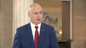 Корнелия Нинова предлага Георги Свиленски да оглави групата на БСП в парламента