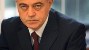 Обръчите от фирми на сараите и Станишев имали интерес от изваждането на ГДБОП от МВР 