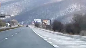 Близо 300 души годишно умират по пътищата заради удар в билборд или дърво