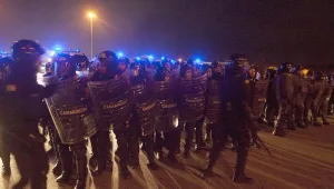 Милан и Дженоа играят без публика