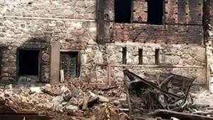 Пожар изпепели два магазина на созополския кмет