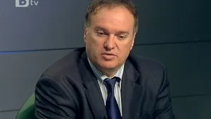Владимир Чуков: Оланд е бил мишена на терористите в Париж