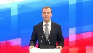 Медведев премълча за изборите, но заплаши САЩ с война