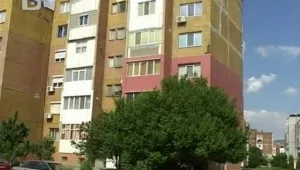2-годишно момченце падна от петия етаж в Сливен
