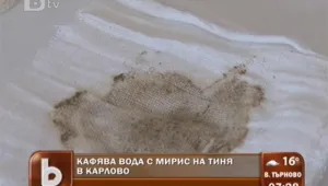 Кална вода тече от чешмите в Карлово