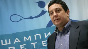 Шефът на българския тенис: Показват мускули на гърба на Кутровски