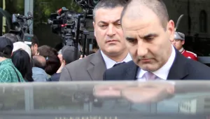 Цветанов се усъмни Хамстера и Очите да разговарят за театър