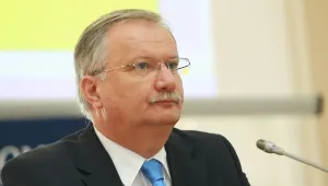 Румънският министър на образованието обвинен в плагиатство