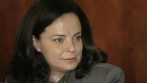 Здравната шефка била против либерализация на забраната за пушене, но НС решава
