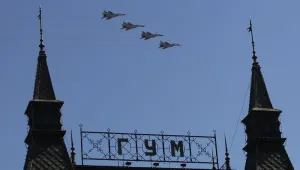 Русия показва мускули в небето край Украйна