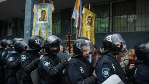 50 000 полицаи пазят реда в Украйна в деня на изборите