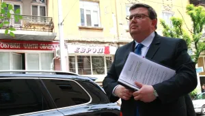 Цацаров: Искров и Кордовска са давали указания на квесторите на КТБ