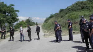 ДНСК се готви да премахне незаконната махала в Гърменско