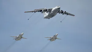 Руски изтребители спряха американски миноносец в Черно море