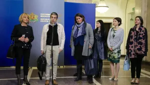Българите в чужбина защитиха правото си на глас пред премиера