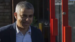 Садик Хан обеща на лондончани да процъфтяват, а не да оцеляват
